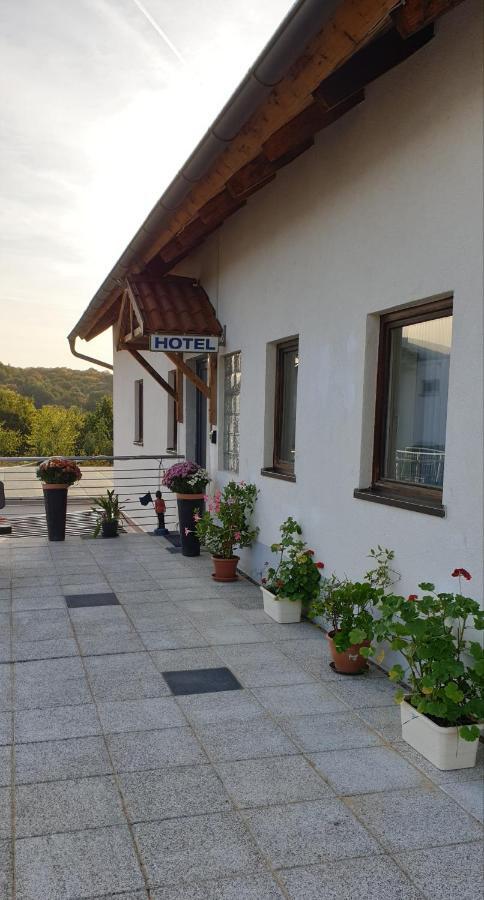 Mainstern Hotel Schonungen 外观 照片